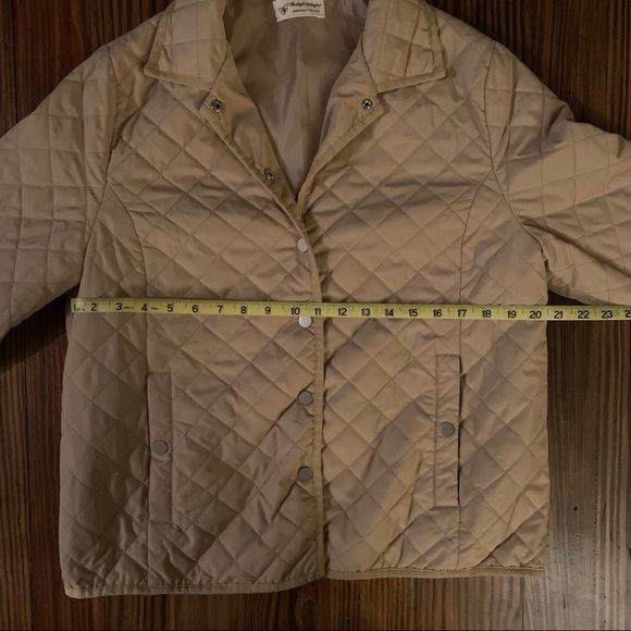 Clodagh Callaghan Quilted Snap Up Winter Jacket - Picture 15 of 16